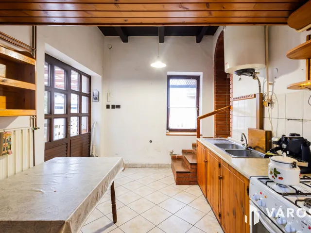 Eladó ház Gyula, Németváros 131 nm