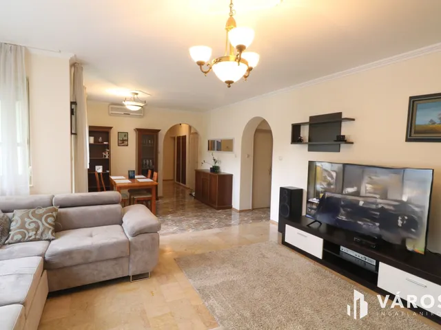 Eladó lakás Szeged, Felsőváros 135 nm