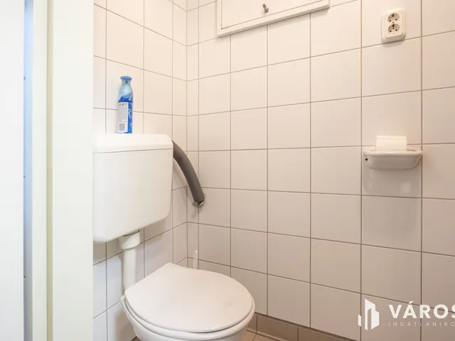 Kiadó kereskedelmi és ipari ingatlan Szeged, Rókus 18 nm