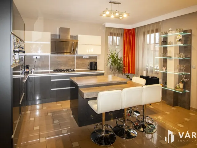 Eladó ház Csorvás 167 nm