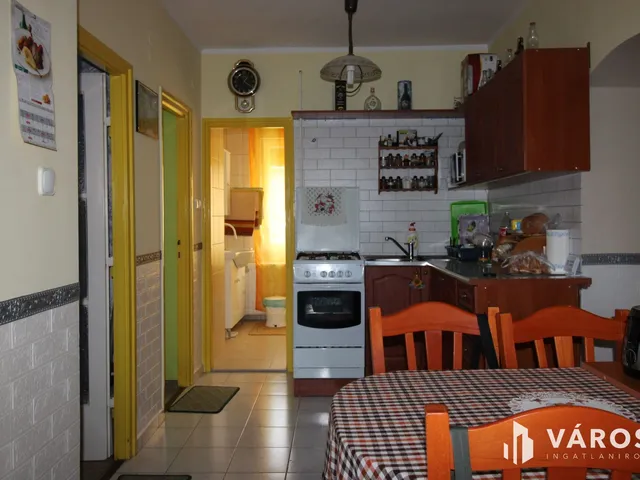 Eladó lakás Zirc 57 nm