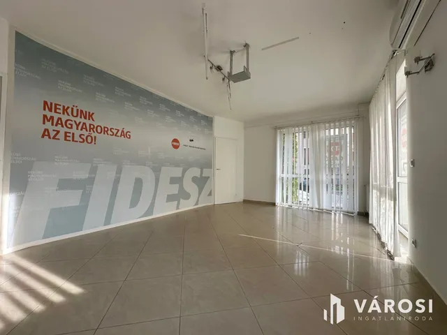 Kiadó kereskedelmi és ipari ingatlan Salgótarján 105 nm