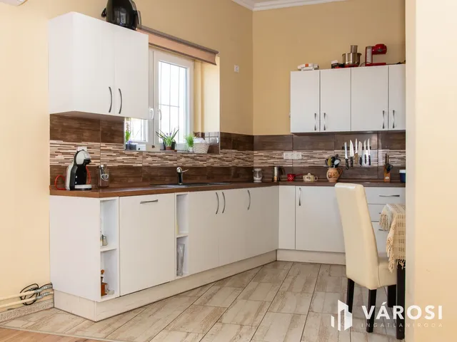 Eladó ház Vámospércs 140 nm