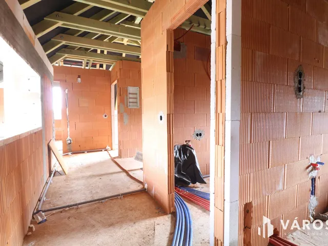Eladó ház Szeged, Szőreg 151 nm
