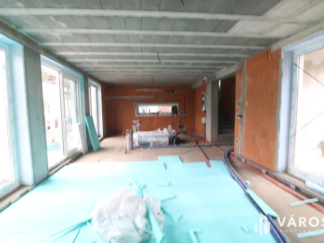 Eladó ház Szeged, Szőreg 151 nm