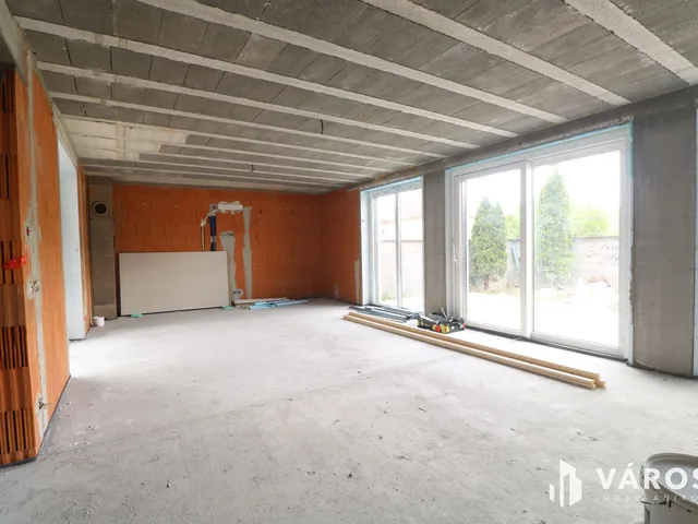 Eladó ház Szeged, Szőreg 151 nm