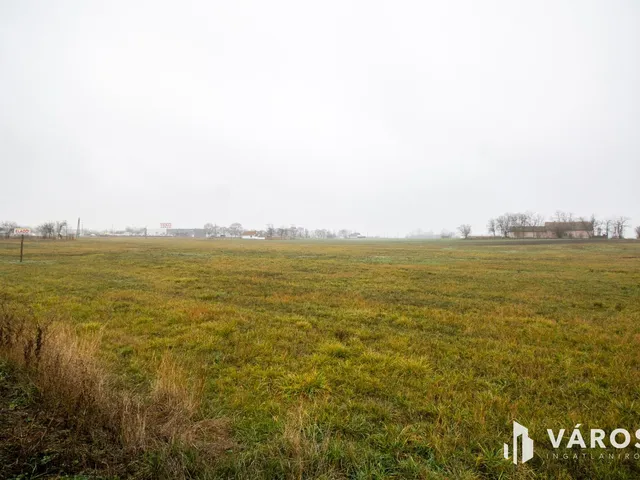 Eladó telek Orosháza 13522 nm
