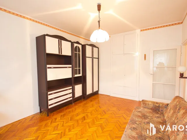 Kiadó lakás Békéscsaba, Kazinczy-lakótelep 49 nm