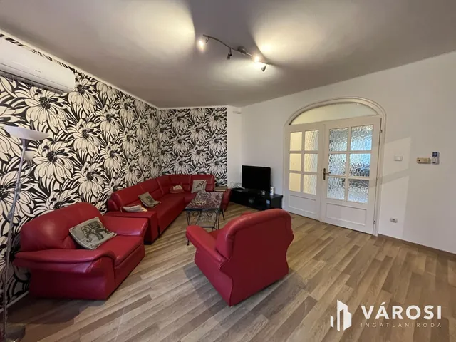 Eladó lakás Debrecen, Belváros 102 nm