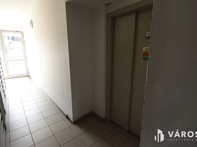 Kiadó garázs Győr, Nádorváros 14 nm