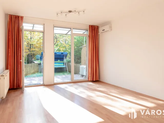 Eladó kereskedelmi és ipari ingatlan Budapest XX. kerület, Pesterzsébet 37 nm