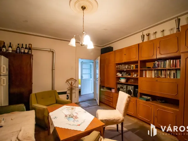 Eladó ház Székesfehérvár, Íróutcák 44 nm