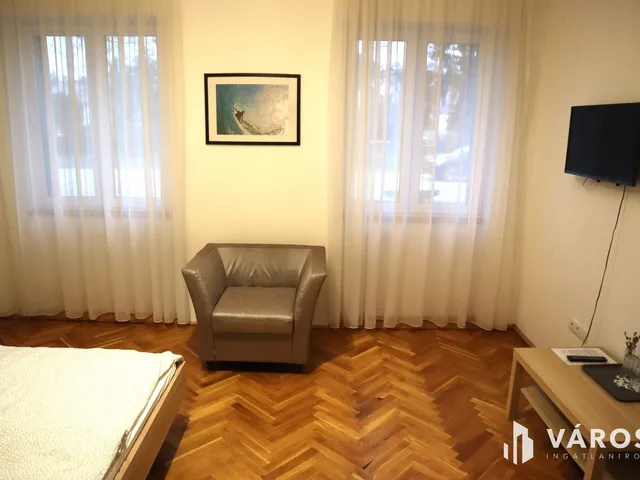 Eladó üdülő és hétvégi ház Siófok, Ezüstpart 600 nm