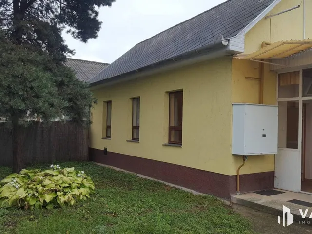 Eladó kereskedelmi és ipari ingatlan Debrecen, Homokkert 850 nm