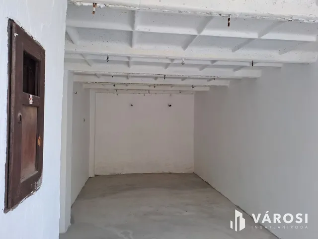 Eladó garázs Debrecen, Dobozi lakótelep 18 nm