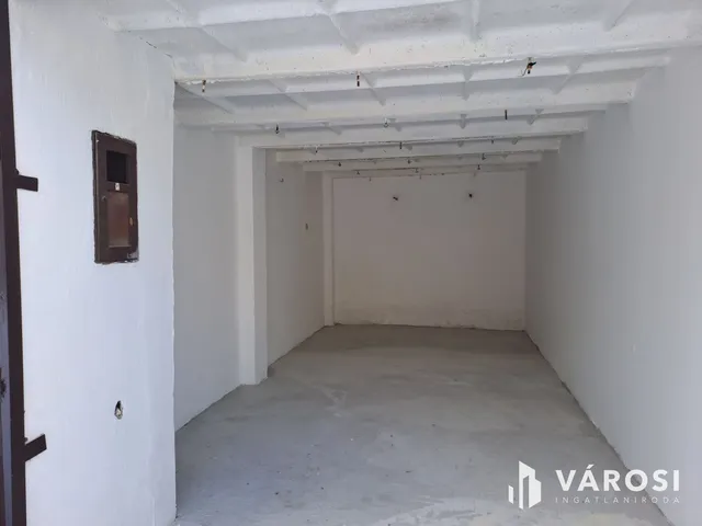 Eladó garázs Debrecen, Dobozi lakótelep 18 nm