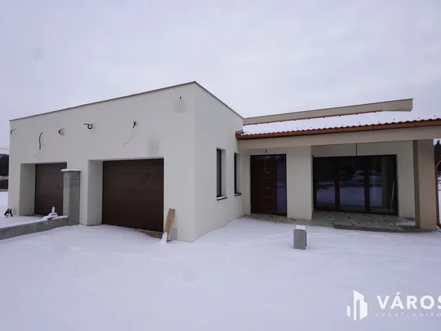 Eladó ház Tinnye 100 nm