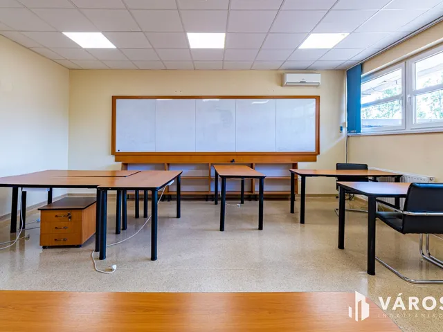 Eladó kereskedelmi és ipari ingatlan Budapest XIV. kerület, Zugló 483 nm