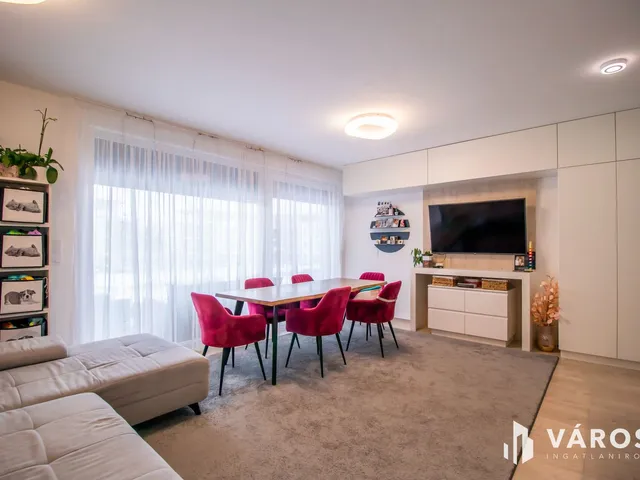 Eladó lakás Székesfehérvár, Öreghegy 85 nm