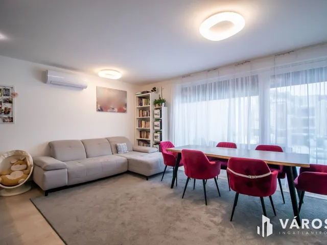 Eladó lakás Székesfehérvár, Öreghegy 85 nm