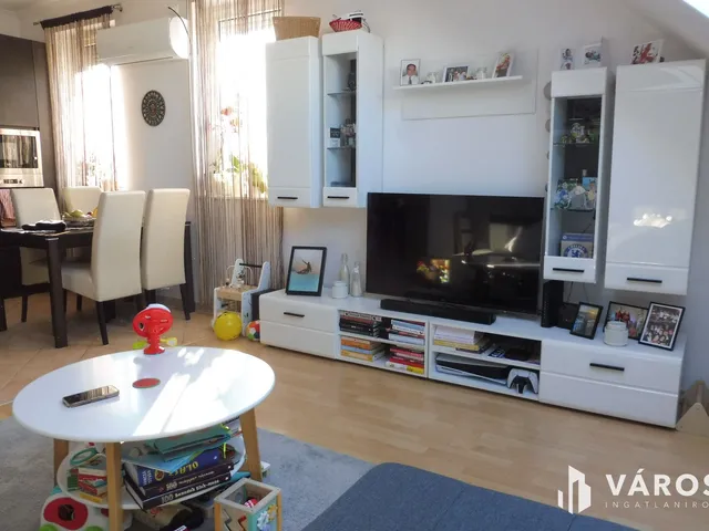 Eladó lakás Szeged 67 nm