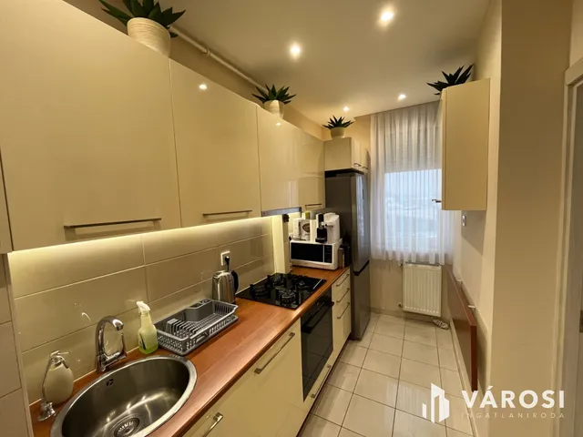 Eladó lakás Debrecen, Júliatelep 52 nm