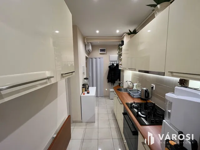 Eladó lakás Debrecen, Júliatelep 52 nm