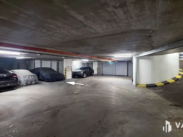 Eladó garázs Budapest XIII. kerület 11 nm