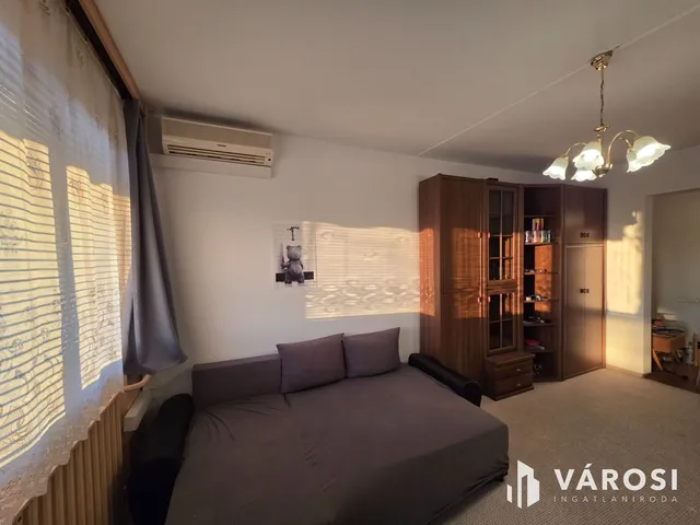 Eladó lakás Győr, Adyváros 55 nm