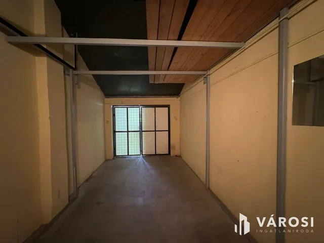 Eladó garázs Gyula, Törökzug 16 nm