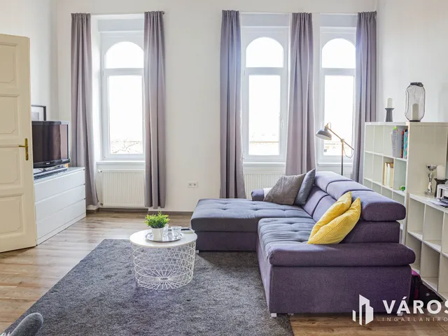 Eladó lakás Szeged 104 nm