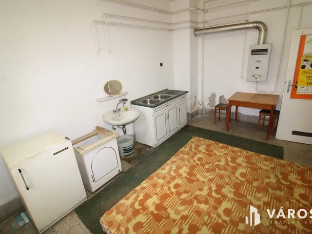 Eladó lakás Békéscsaba, Belváros 52 nm