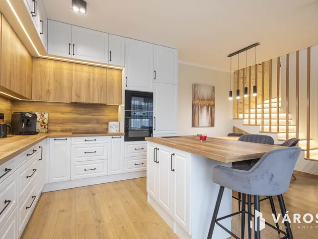 Eladó ház Szeged 170 nm