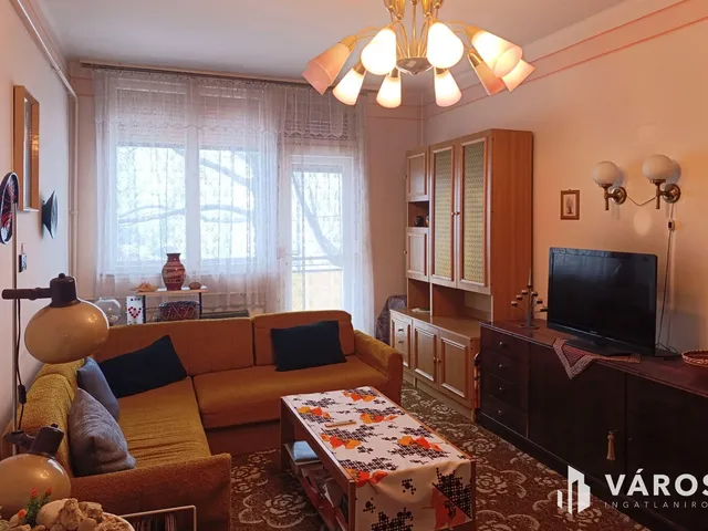 Eladó lakás Békéscsaba, Penza-lakótelep 69 nm