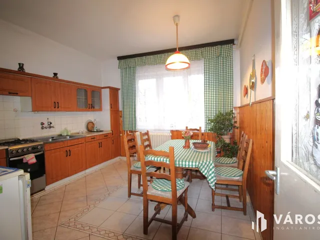 Eladó ház Szombathely, Újperint 150 nm
