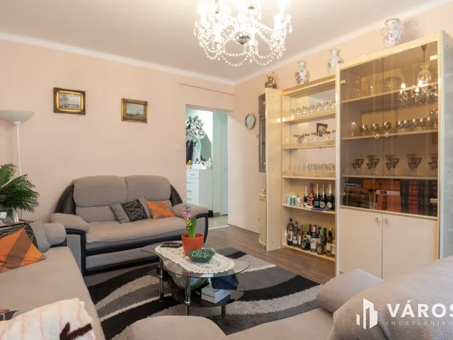 Eladó lakás Szeged, Felsőváros 55 nm