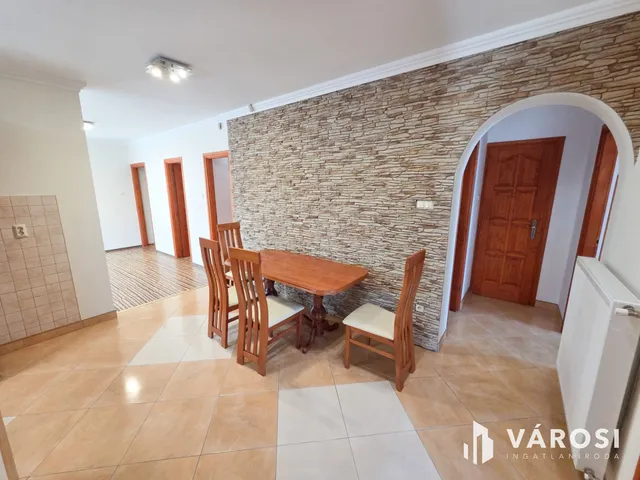 Eladó ház Tököl 154 nm