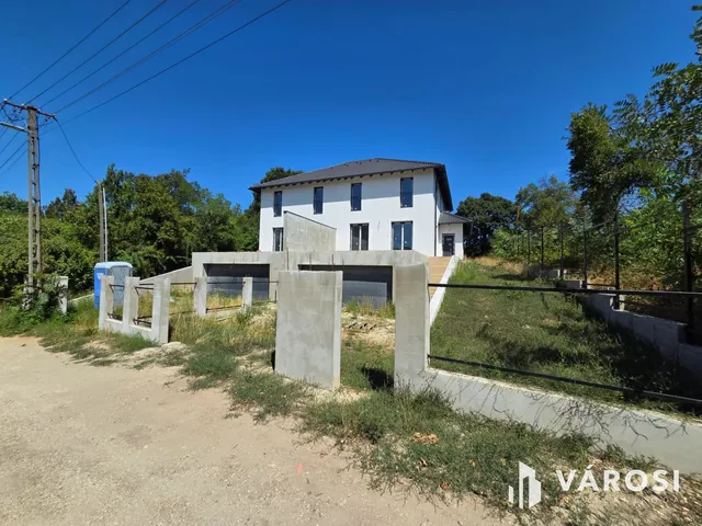 Eladó ház Érd 158 nm