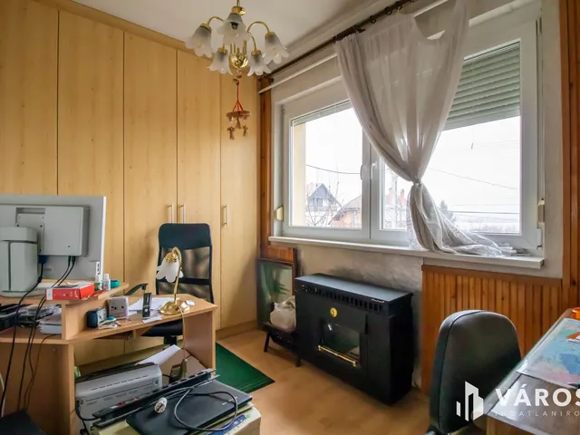 Eladó lakás Székesfehérvár, Őrhalmiszőlők 110 nm