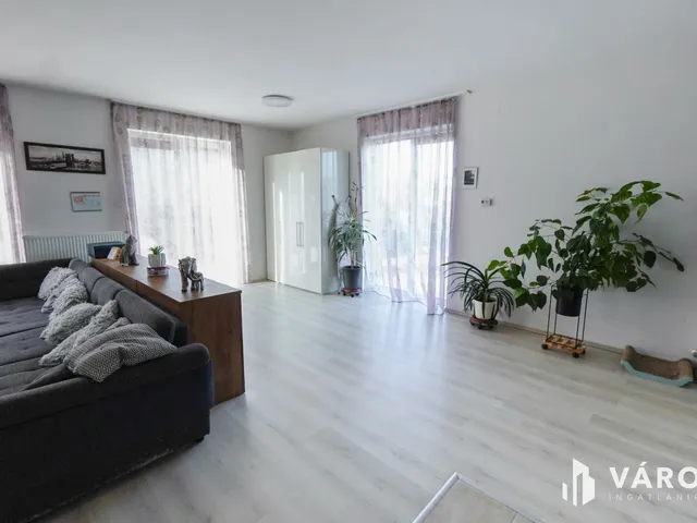 Eladó ház Pilisvörösvár 260 nm