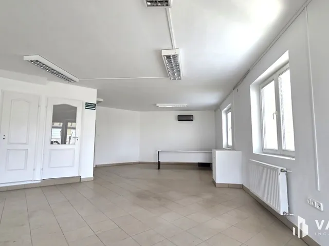 Eladó kereskedelmi és ipari ingatlan Debrecen 650 nm