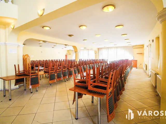 Eladó kereskedelmi és ipari ingatlan Szeghalom 1472 nm