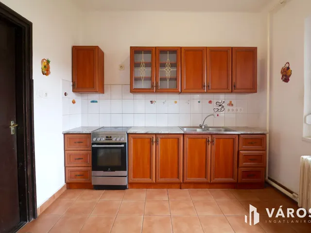 Eladó ház Orosháza 245 nm