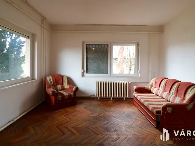 Eladó ház Orosháza 245 nm