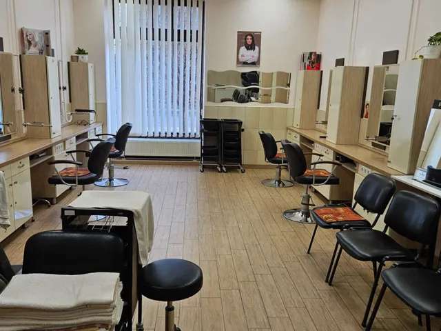 Eladó kereskedelmi és ipari ingatlan Debrecen, Belváros 230 nm