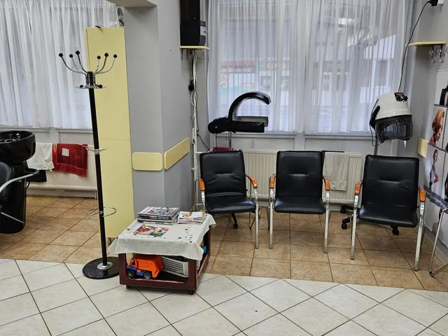 Eladó kereskedelmi és ipari ingatlan Debrecen, Tócóskert 64 nm