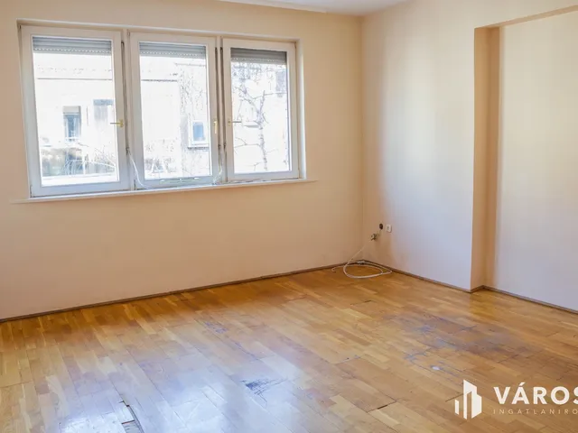 Eladó lakás Szeged 31 nm