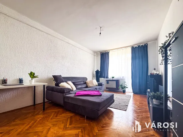 Eladó lakás Gyula, Törökzug 67 nm