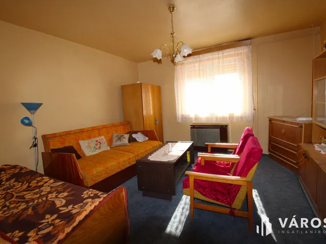 Eladó ház Enying 58 nm