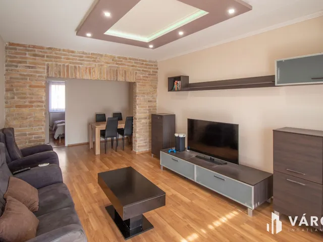 Eladó lakás Békéscsaba, Millenniumi lakótelep 55 nm